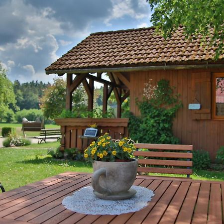 Hotel Heumann's Blockhäuser am Wald Pottenstein Exterior foto